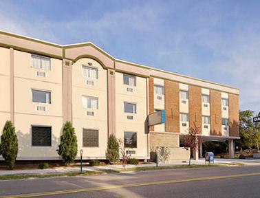 Days Inn Binghamton Front Street ภายนอก รูปภาพ